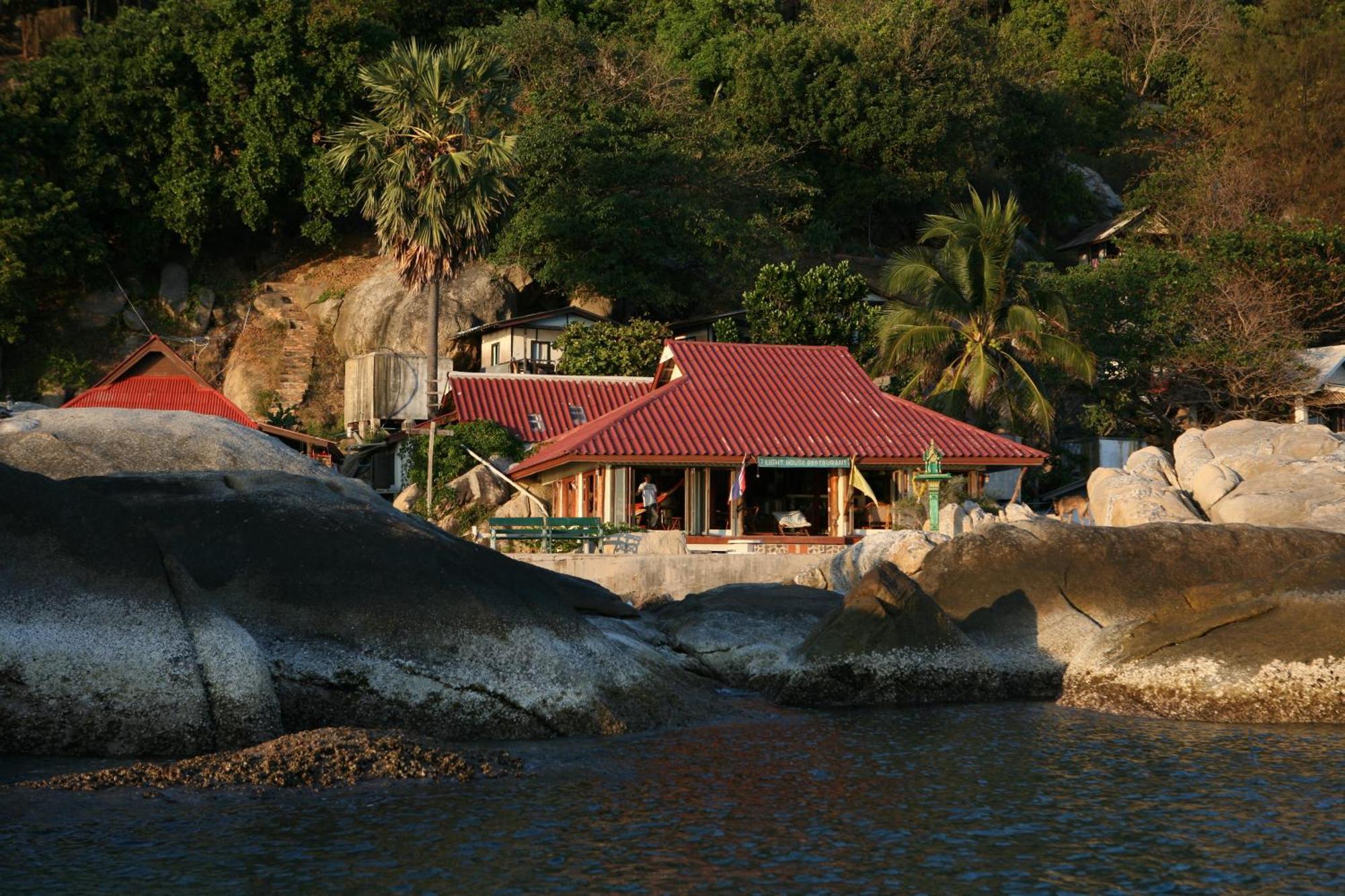 Lighthouse Bungalows Пханган Экстерьер фото